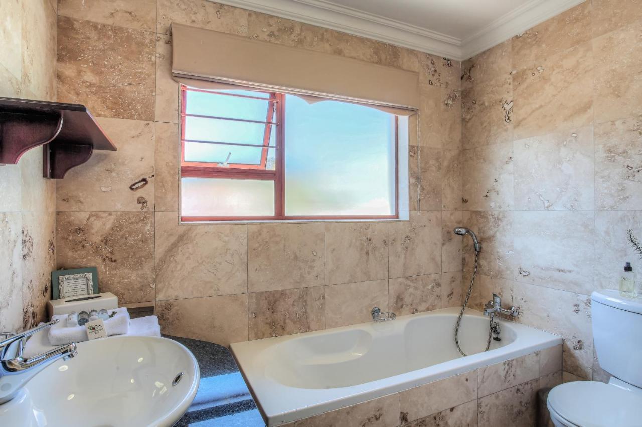 Sunninghill Guest Lodges Johannesburg Exterior photo