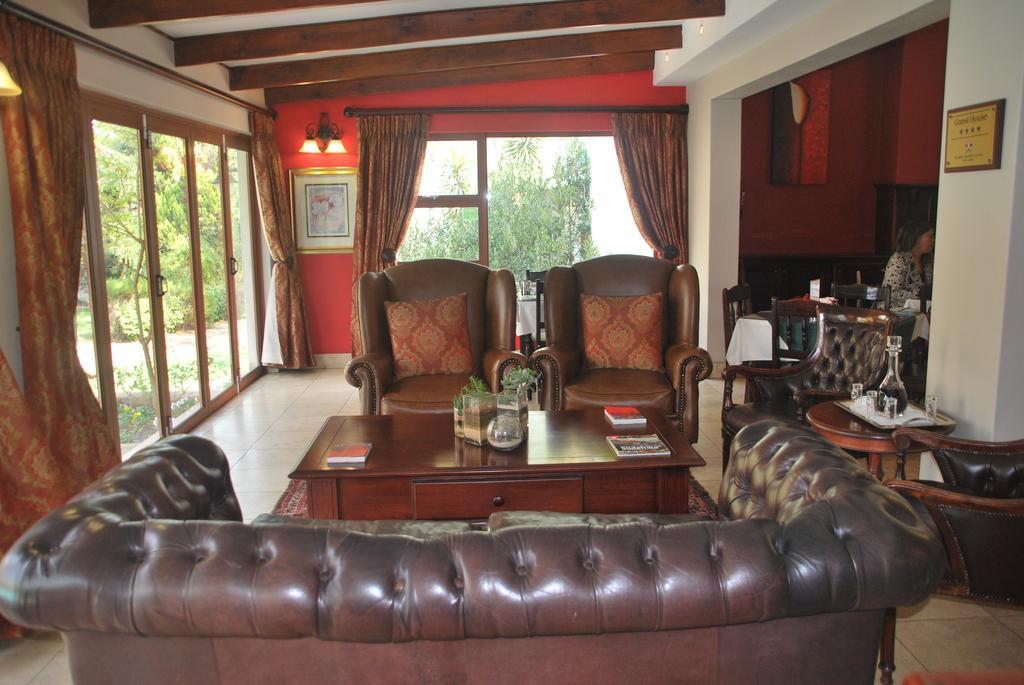 Sunninghill Guest Lodges Johannesburg Exterior photo