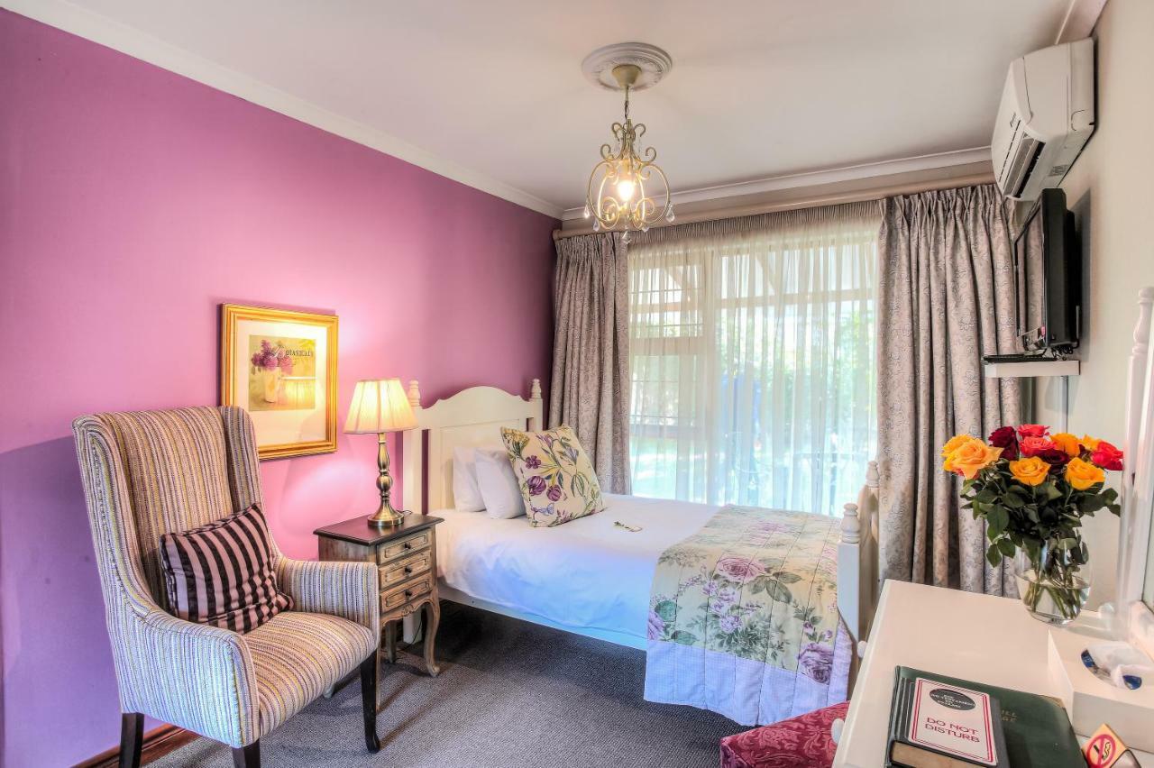 Sunninghill Guest Lodges Johannesburg Exterior photo